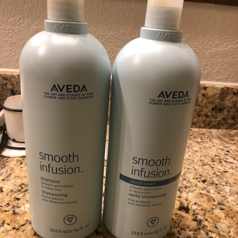 Aveda Smooth Infusion shampoo and conditioner 1 L
